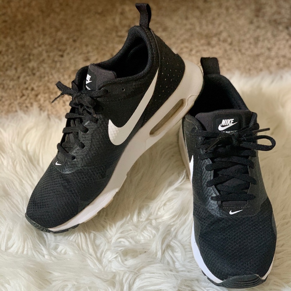 Nike Air Max Tavas